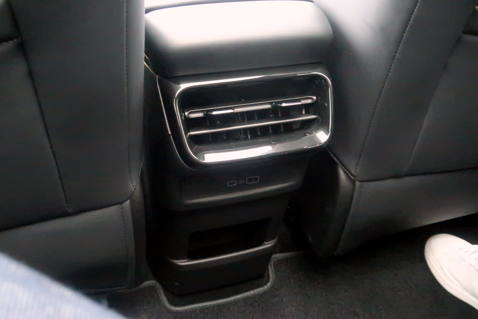 Geely Starray EM-R 2026 วิ่งจริง 22.2 กม./ลิตร เริ่ม 6 แสน 34