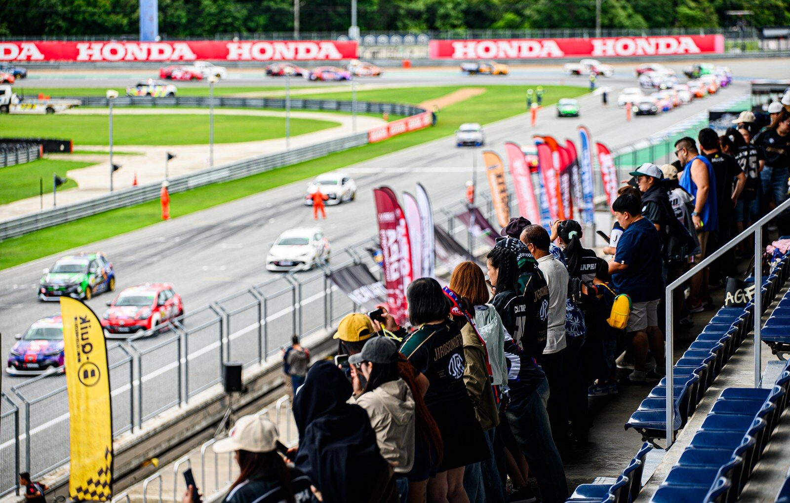 Toyota Gazoo Racing 2026 สนาม 3-4 บุรีรัมย์ 32