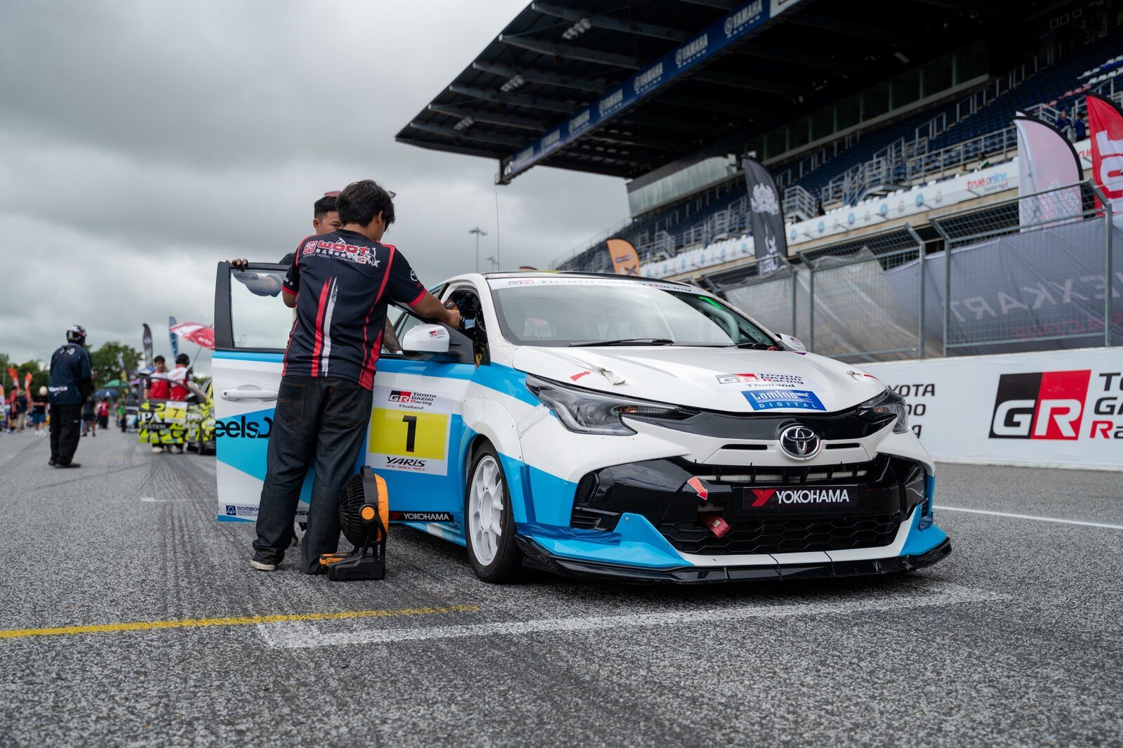 Toyota Gazoo Racing 2026 สนาม 3-4 บุรีรัมย์ 80
