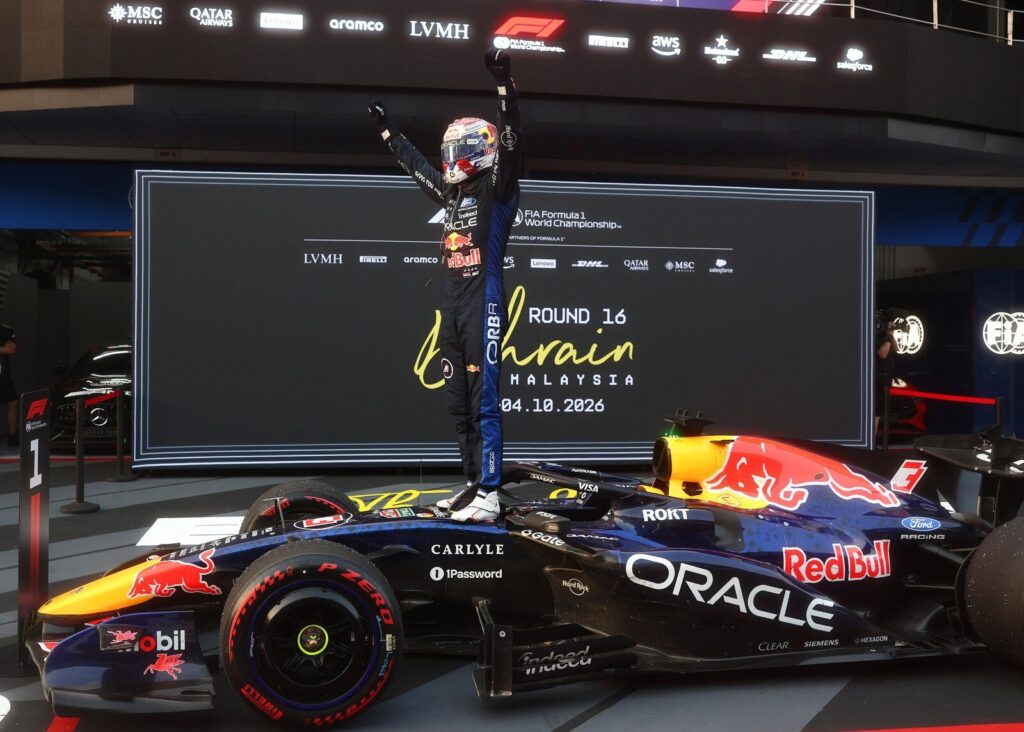 ฟอร์ด หวนคืน F1 คว้าชัยที่ 177 กับ เรด บูล ทางการ (ปก)