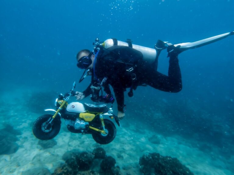 ฮอนด้าพาชาว CUB House ดำน้ำถ่ายภาพใต้ทะเลที่หินเพลิง ระยอง ในทริป CUB PLAYVENTURE: RIDE TO DIVE