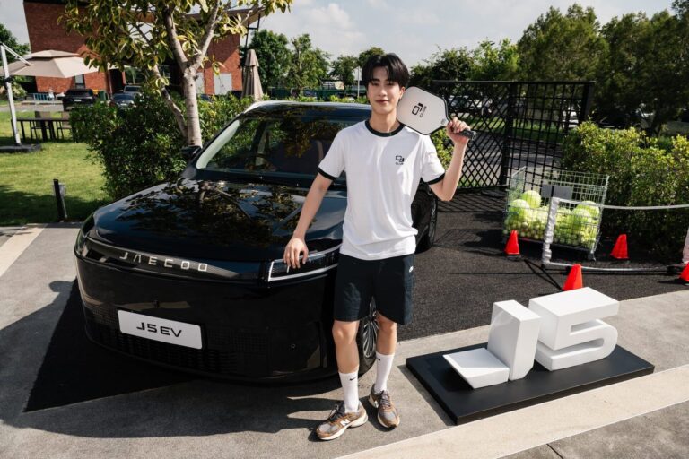 OMODA & JAECOO จัด OJ CLUB – LIVE YOUR WAY ชวนเจ้าของรถเล่น Pickleball และ Padel พร้อมโซน Pet-Friendly