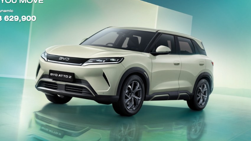 BYD Atto 2 สีครีมรุ่นไทย ป้ายราคา Dynamic 629,900 บาท