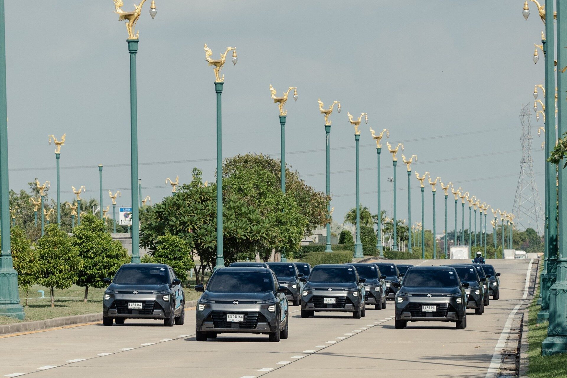 ขบวน นิสสัน คิกส์ e-POWER ระหว่างเส้นทาง