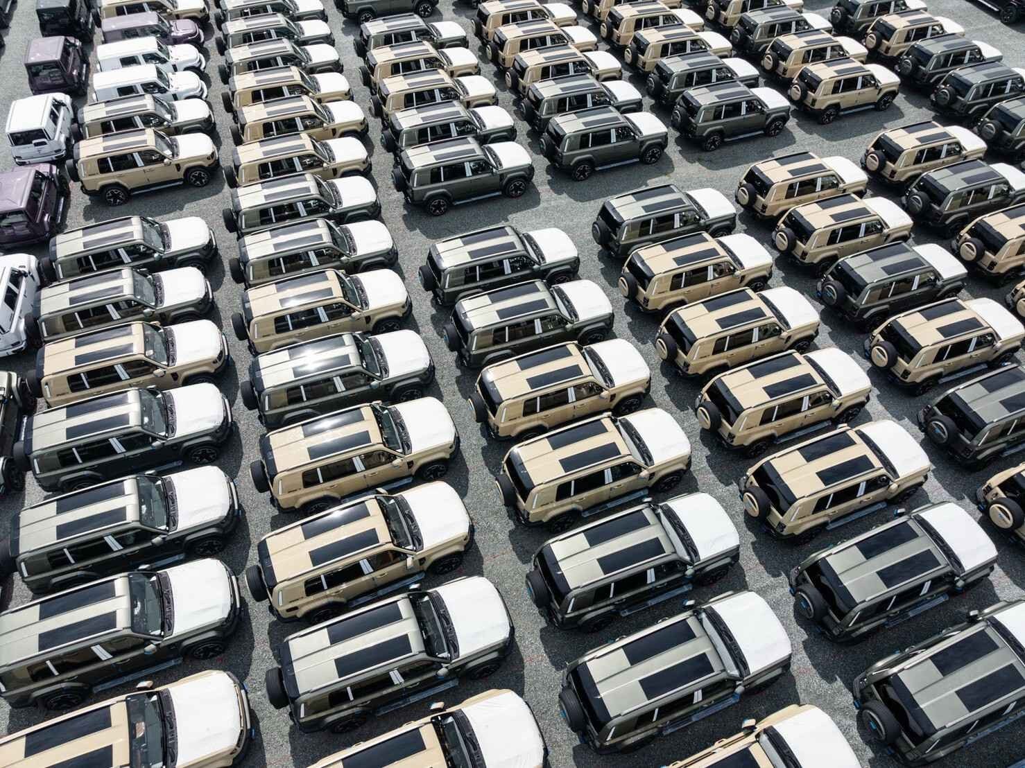 iCAUR V27 REEV ส่งมอบล็อตแรก 100 ครอบครัว ราคา 999,900 บาท