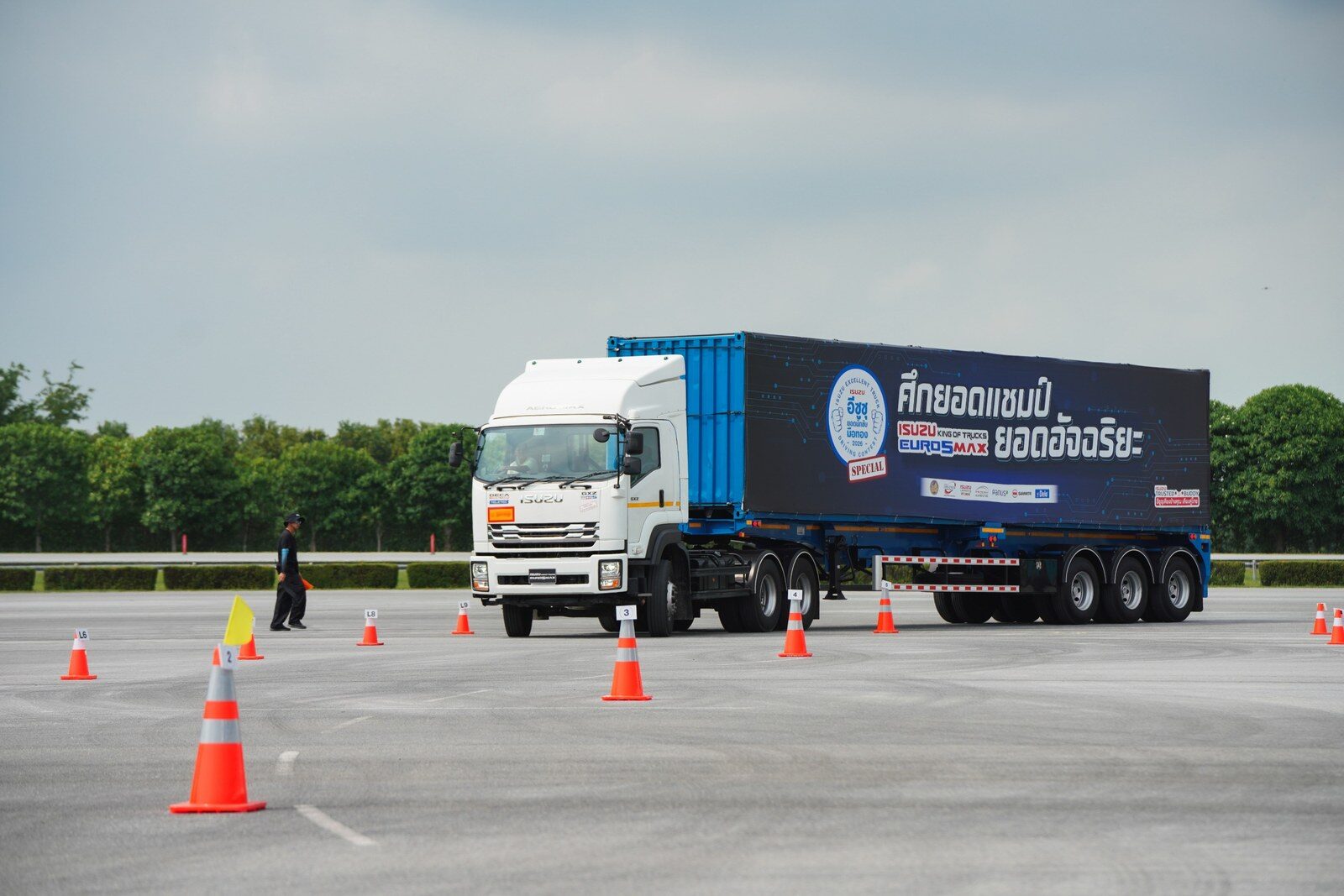 อีซูซุยอดนักขับมือทอง 2569 รอบชิงฯ ชิงกว่า 1 ล้าน 14