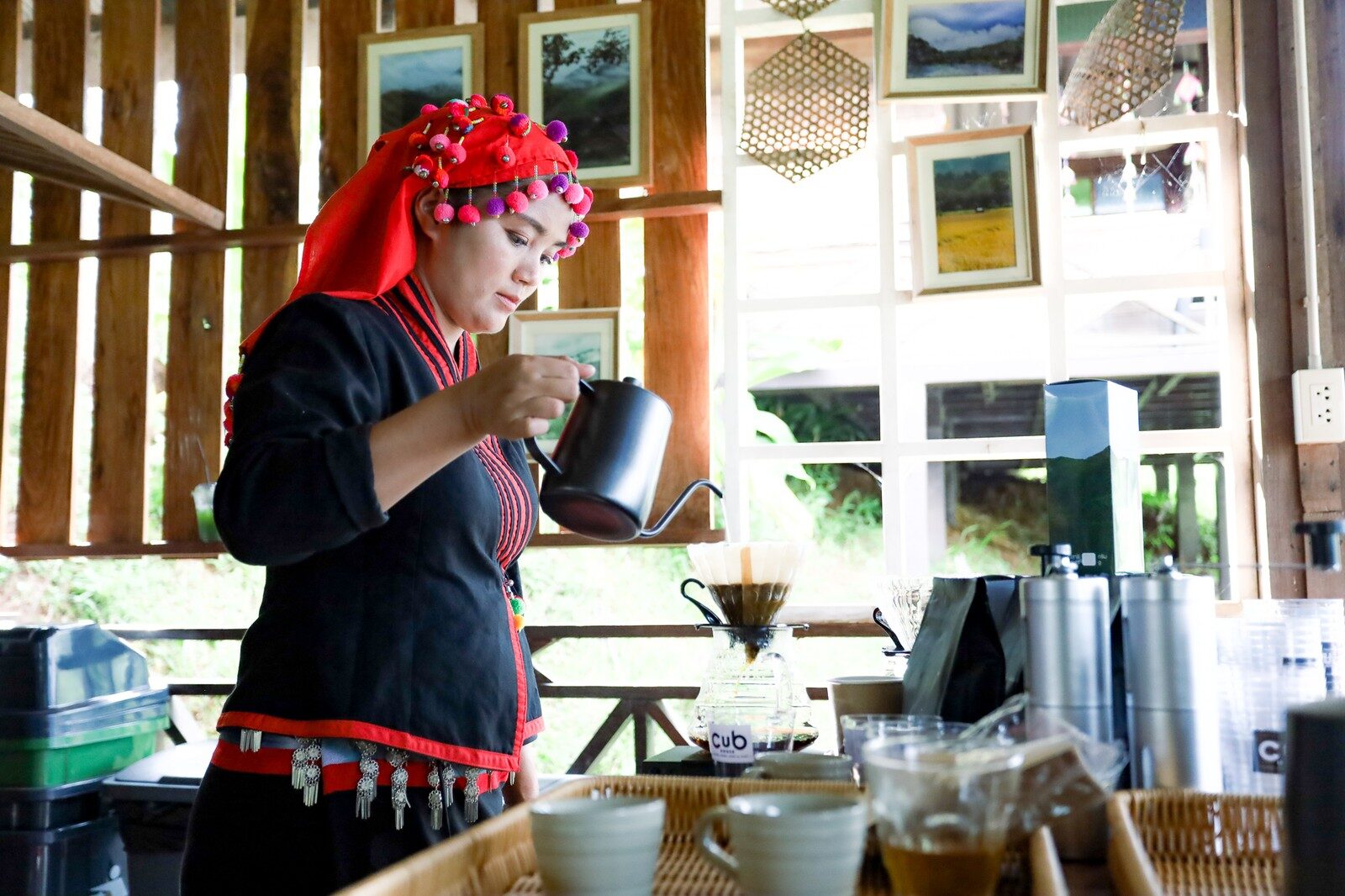 ดริปกาแฟน่านช่วงเช้า