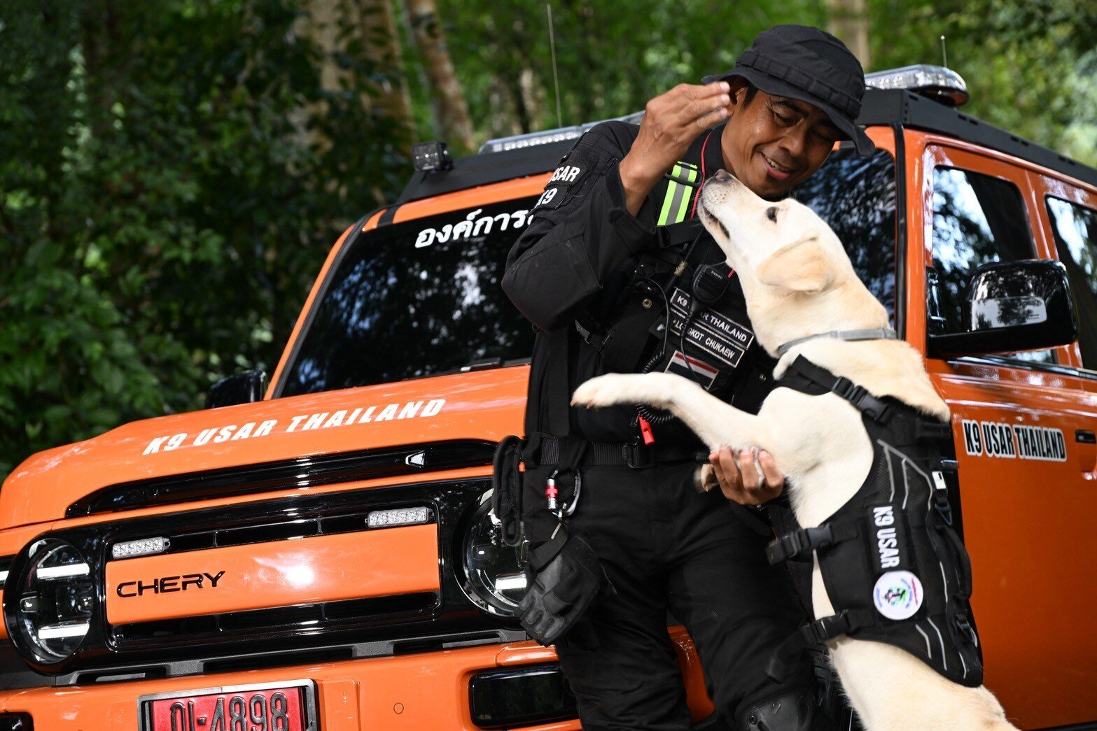 เชอรี V23 ส่งมอบทีมสุนัขกู้ภัย K9 USAR ระบบระบายอากาศอัตโนมัติ