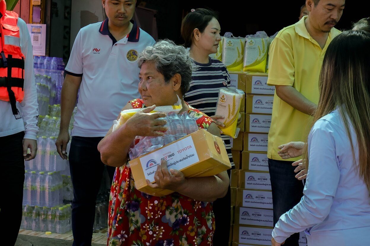 โตโยต้า ช่วยน้ำท่วม 2569 มอบกล่องยังชีพ 4,400 ชุด 16