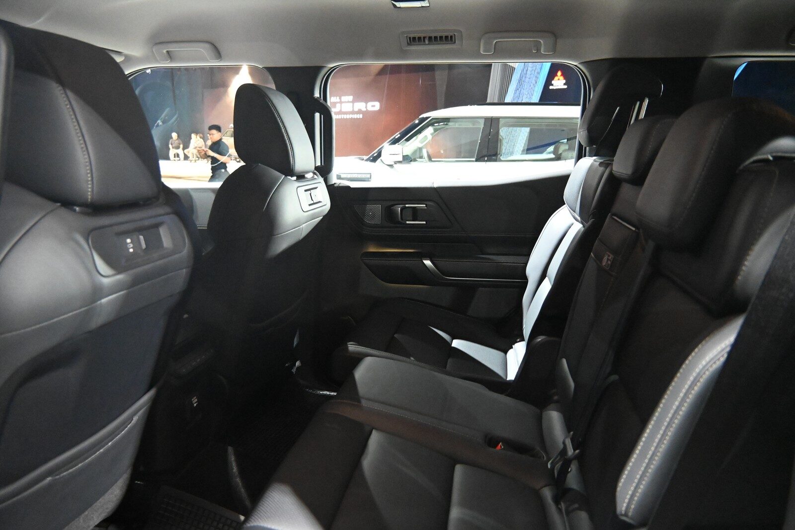 เบาะแถว 2 ของ Pajero ใหม่